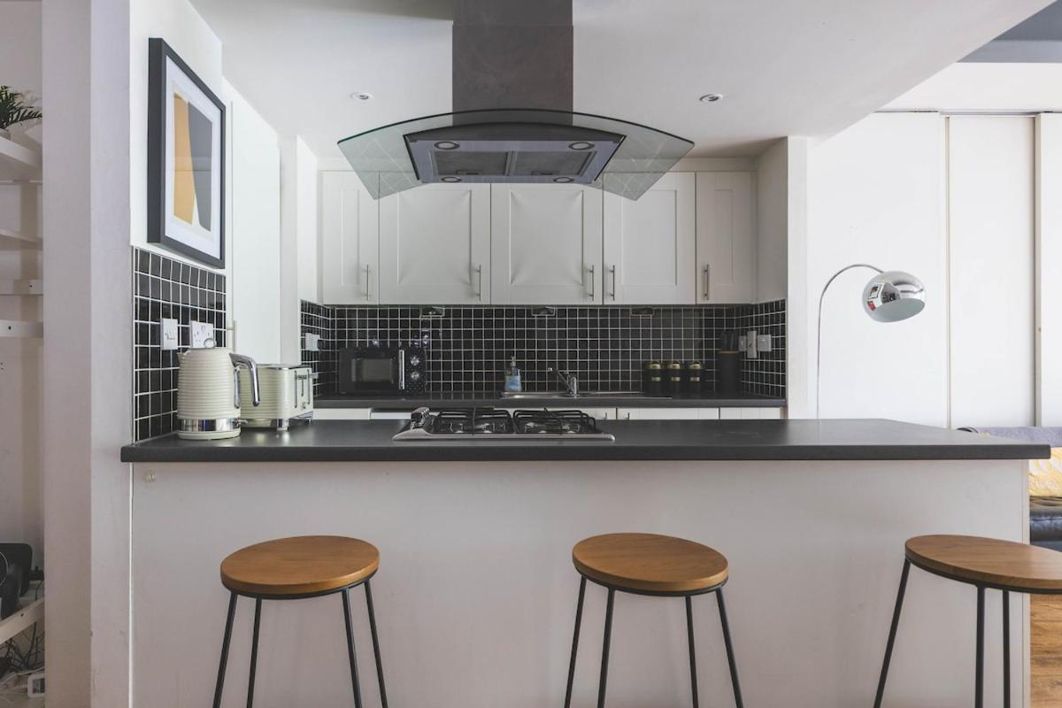 2Bed Stratford Apt With Easy Access To Central London, O2, Excel, Parking Nearby Exteriör bild